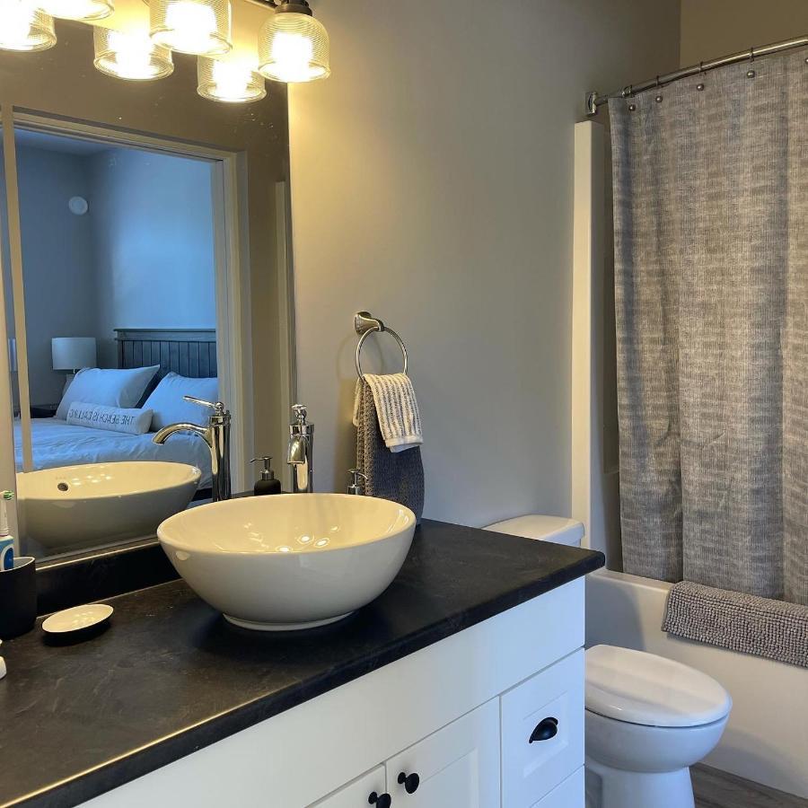 Port Renfrew Oceanfront Retreatヴィラ エクステリア 写真